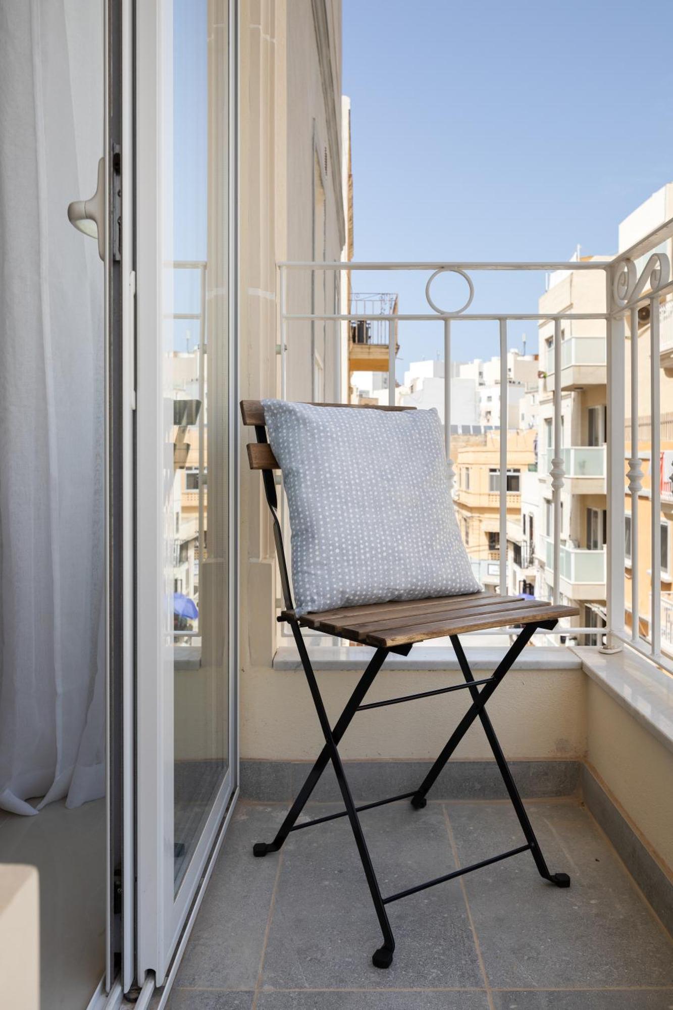 Edka Suites - Modern Sunlit 2Bd Apartments With Balconies - Close To Sliema Promenade, St Julian'S & St Georges Bay Gzira Exterior photo